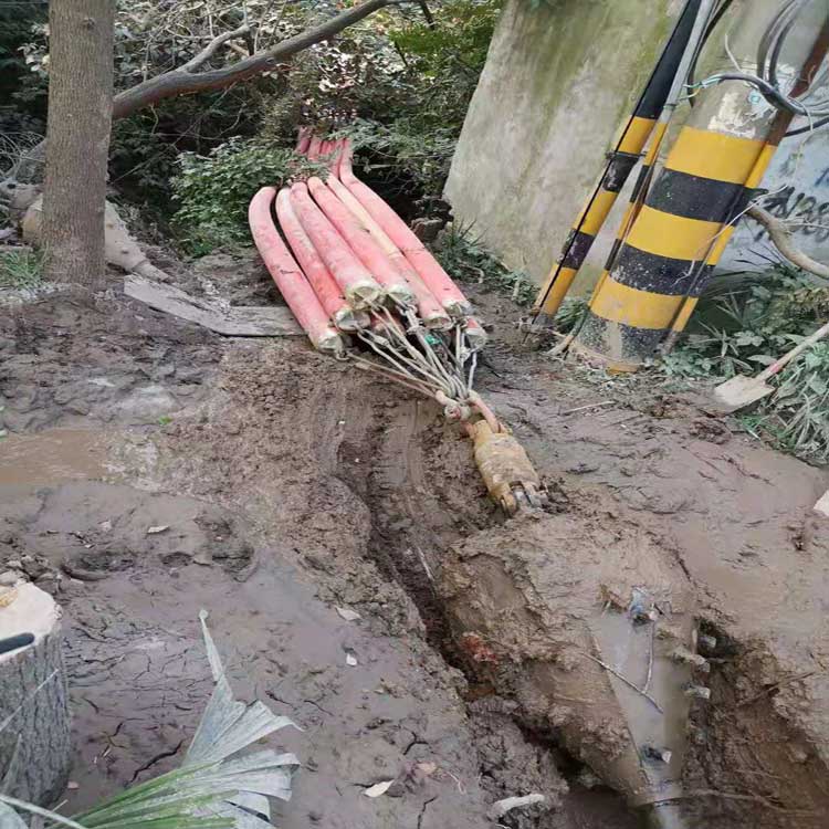 内蒙古武汉卷帘门拖拉管